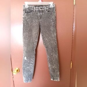 Guess Western Style Skinny Brittney Legging Black Wash with Gold Studs Size 25